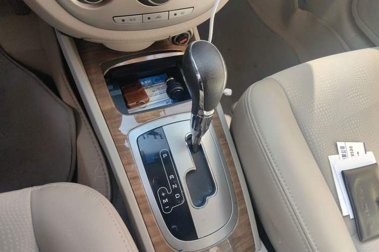 Used Buick Excelle 2015 1.5L Automatic Classic Model Gear Lever