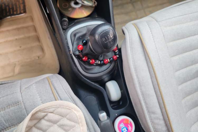 Used Kia K2 2015 Sedan 1.4L MT GLS