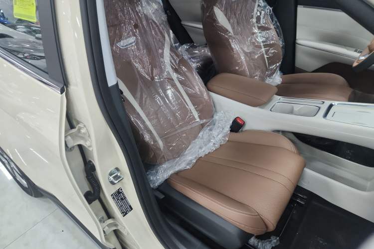 Used Wuling Bingo S 2025 Model 325km Deluxe Edition