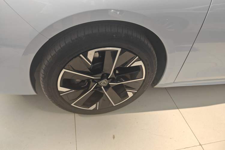 Used Peugeot 508 2023 508L 400THP Driving Flagship Edition
