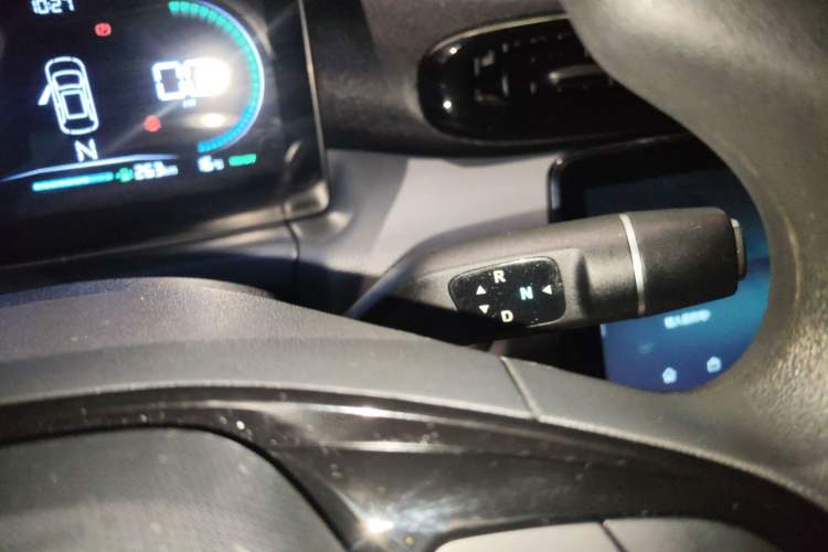 Used Leapmotor T03 2024 403 Comfort Edition Gear Lever