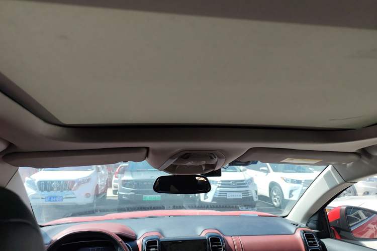 Used Citroen C5 AIRCROSS 2017 380THP Luxury Model Headliner