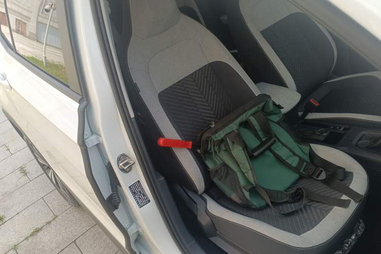 Used Volkswagen Tharu 2025 New Sharp 1.5L Sharp Edition Right Front Seat