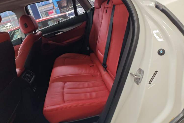 Used BMW X6 2015 xDrive35i Leading Model