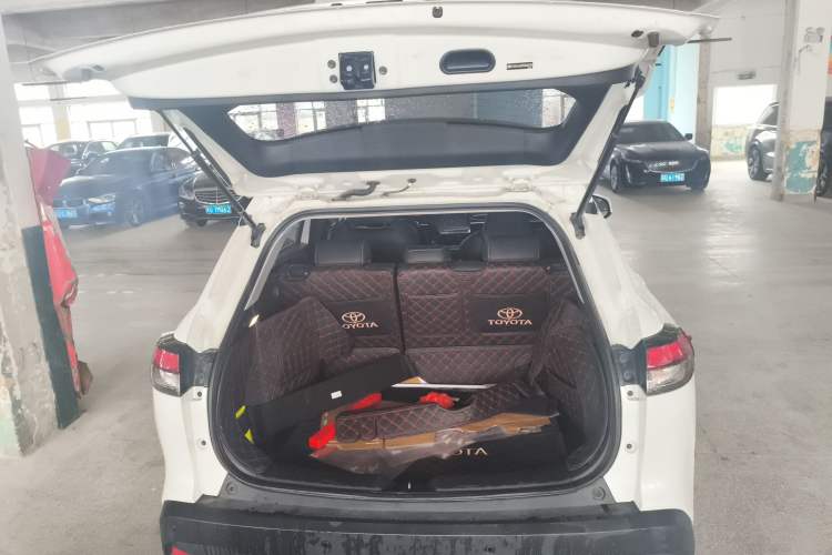 Used Toyota FRONTLANDER 2023 2.0L CVT Luxury Edition
