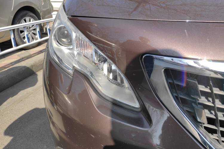 Used Peugeot 2008 2018 1.6L Manual Trend Edition