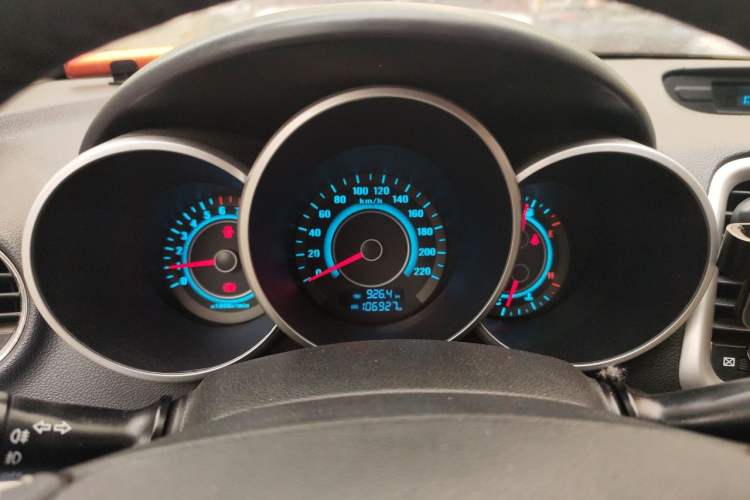 Used CHANGAN Eado 2014 1.6L Manual Luxury Model
