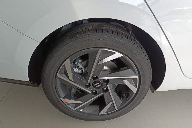 Used Hyundai Elantra 2023 1.5L CVT GLX Elite Edition