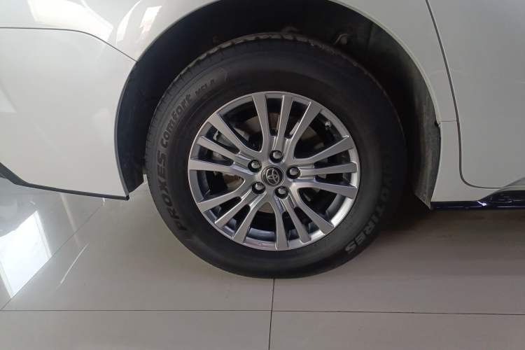 Used Toyota SIENNA 2021 2.5L Hybrid Premium Edition