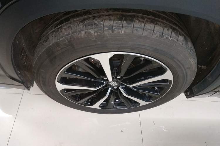 Used Toyota Crown Kluger 2021 2.5L HEV Four-Wheel Drive Flagship Edition Exterior 4