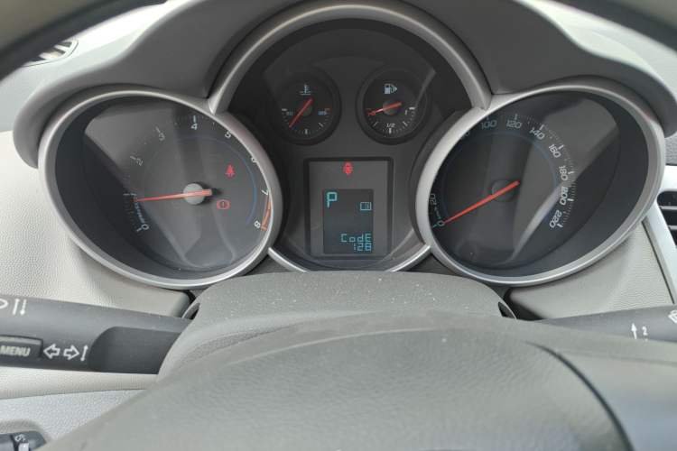 Used Chevrolet Cruze 2013 1.6L SL Grand Edition Automatic Instrument Cluster