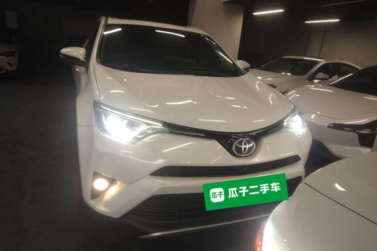 Used Toyota RAV4 2016 2.0L CVT Two-Wheel Drive Smart Edition China V Standard
