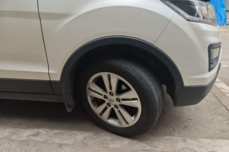 Used CHANGAN OSHAN CX70 2016 1.6L Manual Luxury Model