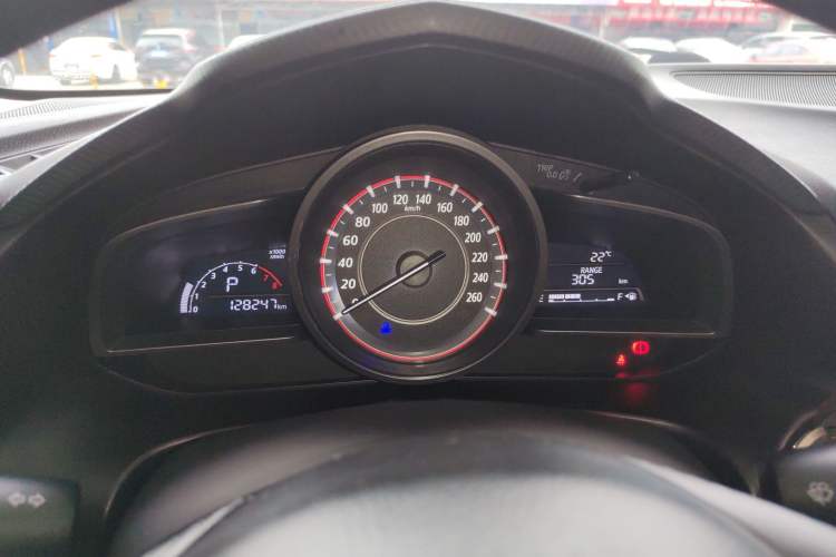 Used Mazda Mazda 3 Axela 2016 Sedan 1.5L Automatic Comfort Model
