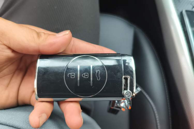 Used EXEED Lingyun 2019 1.6T Two-Wheel-Drive Platinum Edition
