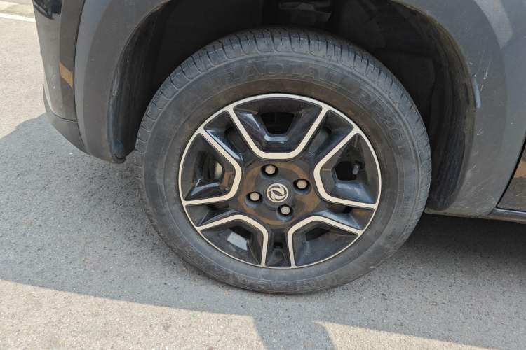 Used Dongfeng NAMMI EX1 2022 Restyled PRO Tiger Glory Standard Edition Left Front Wheel Hub