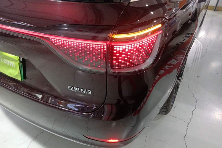 Used Hima AITO M9 2025 Extended-Range Ultra Version 52 kWh 5-Seater Edition
