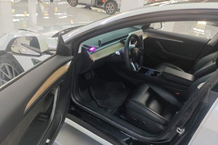 Used Tesla Model 3 2022 Rear-Wheel-Drive Version