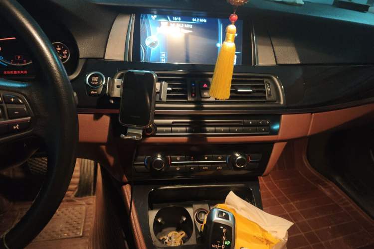 Used BMW 5 Series 2014 520Li Elegant Model