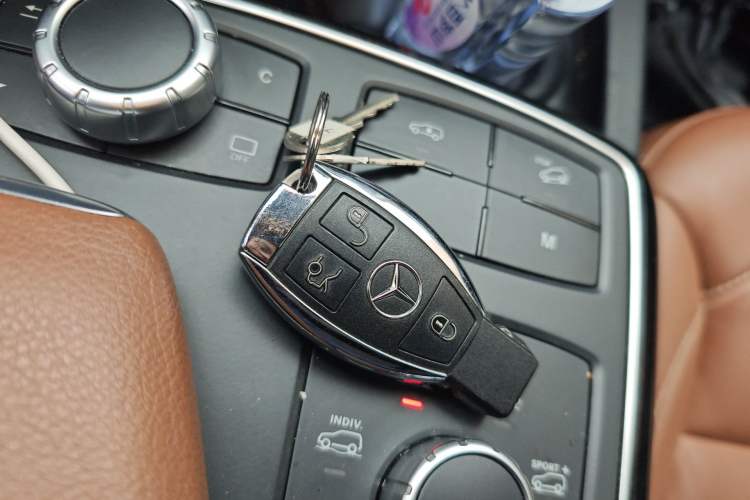 Used Mercedes-Benz GLE AMG 2017 AMG GLE 43 4MATIC Vehicle Key