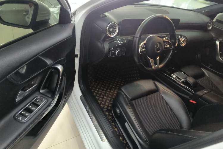 Used Mercedes-Benz A-Class 2019 A 200 Dynamic Edition
