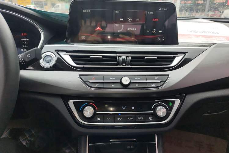 Used CHANGAN Ruicheng CC 2020 1.5T Automatic Cool & Sharp Model Audio And AC Panel