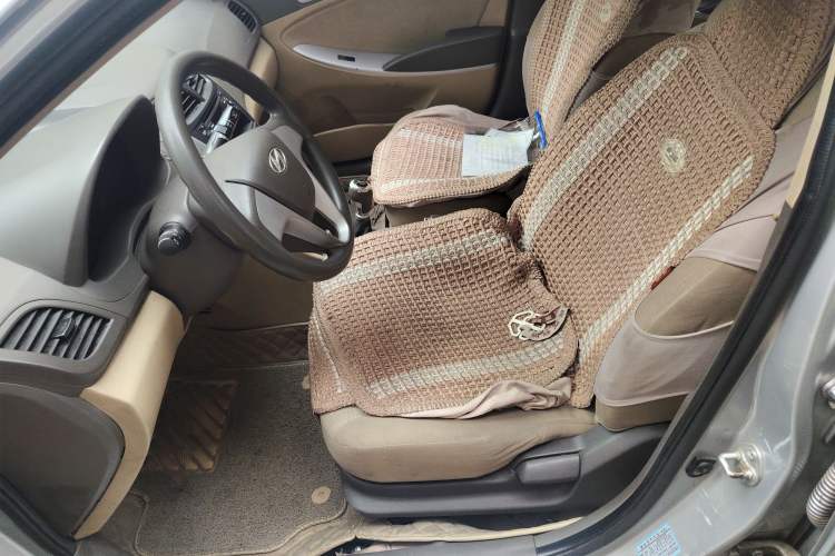 Used Hyundai Verna (older generation) 2010 Sedan 1.4L Manual Comfort GS