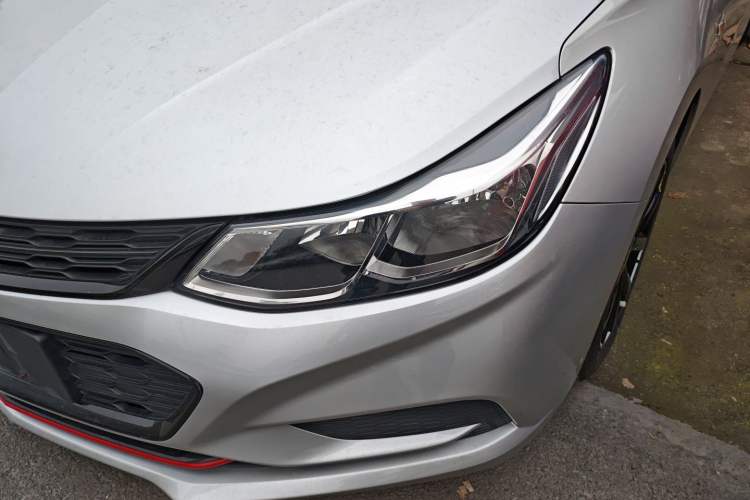 Used Chevrolet Cruze 2018 Redline 320 Automatic Pioneer Edition