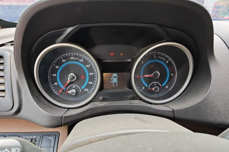 Used JDMC T7 2017 2.0T PLUS Two-Wheel Drive Luxury Edition Extended Wheelbase D20B Instrument Cluster