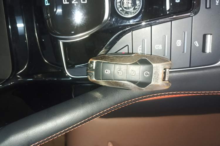 Used BYD Song PLUS 2020 1.5T Automatic Prestige Version Vehicle Key