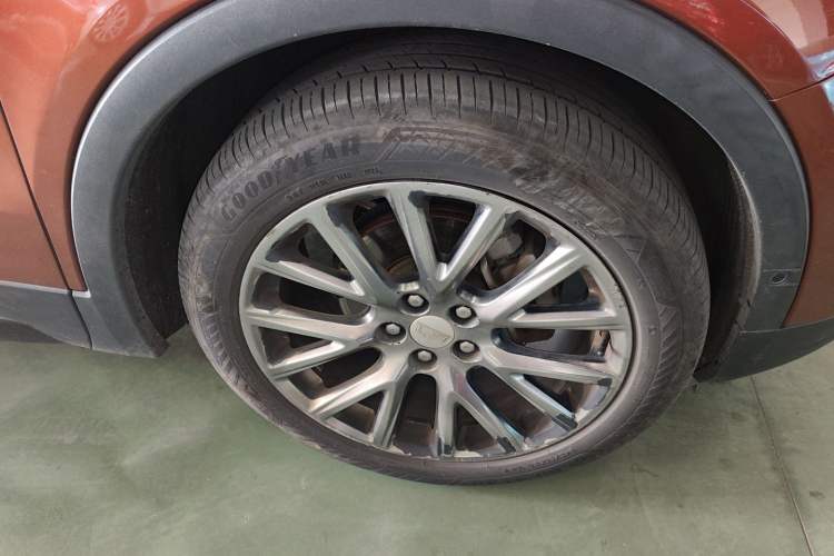 Used Cadillac XT4 2018 28T 4x4 Platinum Sport Edition
