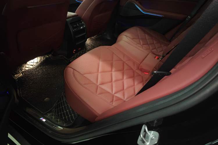 Used BMW X5 2023 xDrive 30Li M Sport Package
