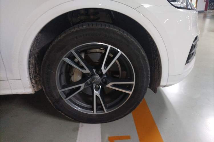 Used Audi Q5L 2018 45 TFSI Prestige Fashion Edition China VI Emission Standard Right Front Wheel Hub