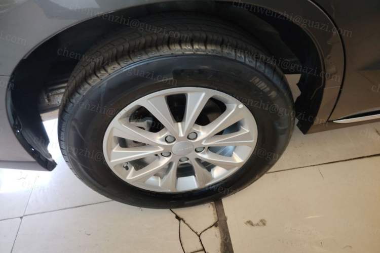 Used Haval M6 2021 PLUS 1.5T DCT Prestige Smart Connectivity Model
