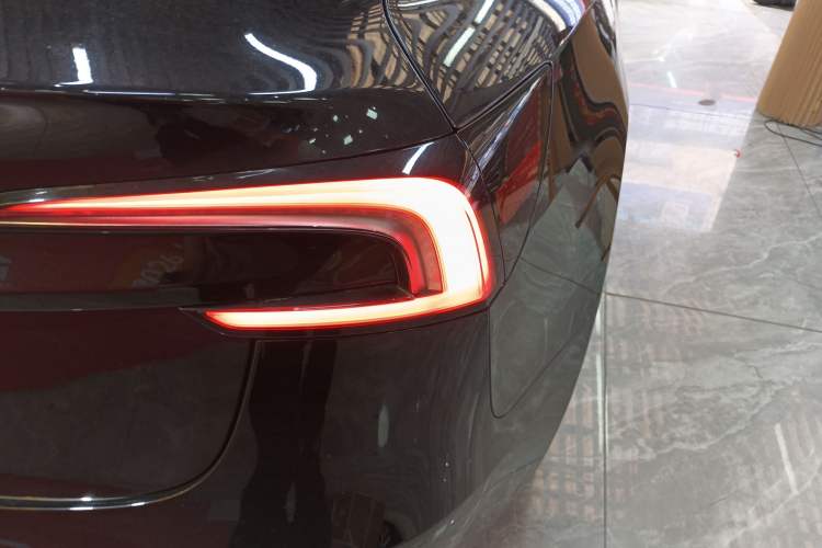 Used Tesla Model 3 2023 Rear-Wheel-Drive Version
