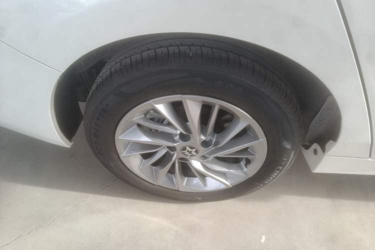 Used Venucia D60 2023 PLUS 1.6L XE CVT Trendy Edition