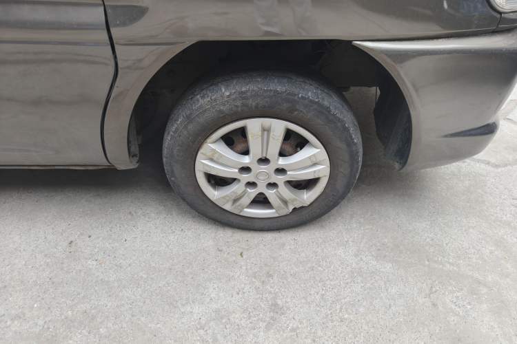 Used FORTHING Lingzhi 2015 V3 1.5L 7-seat Standard Model