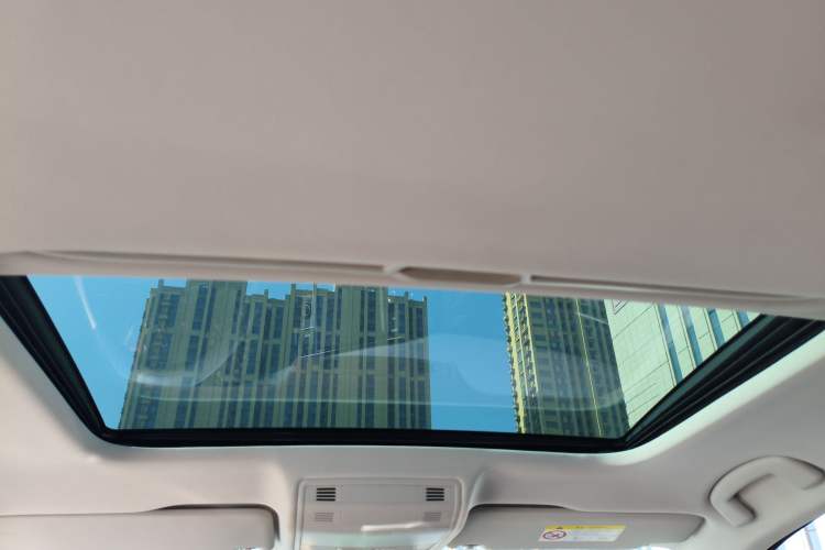 Used Volkswagen Bora 2020 1.5L Automatic Comfort Model Headliner