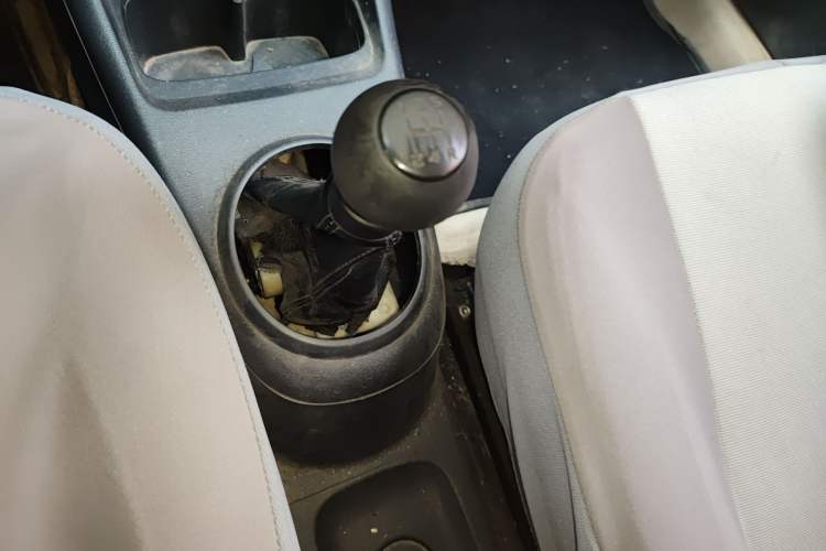 Used Suzuki Alto 2012 1.0L Manual Utility Version Gear Lever