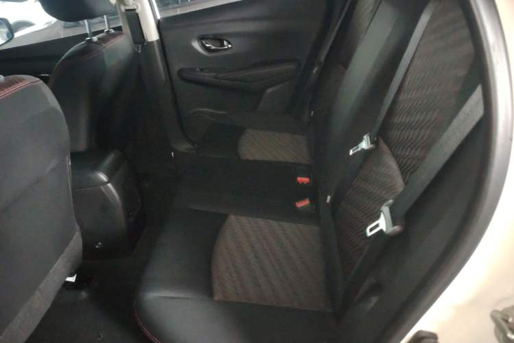 Used Nissan Lannia 2019 1.6L CVT Smart Connect Smart Cool Version China VI Standard Left Rear Seat