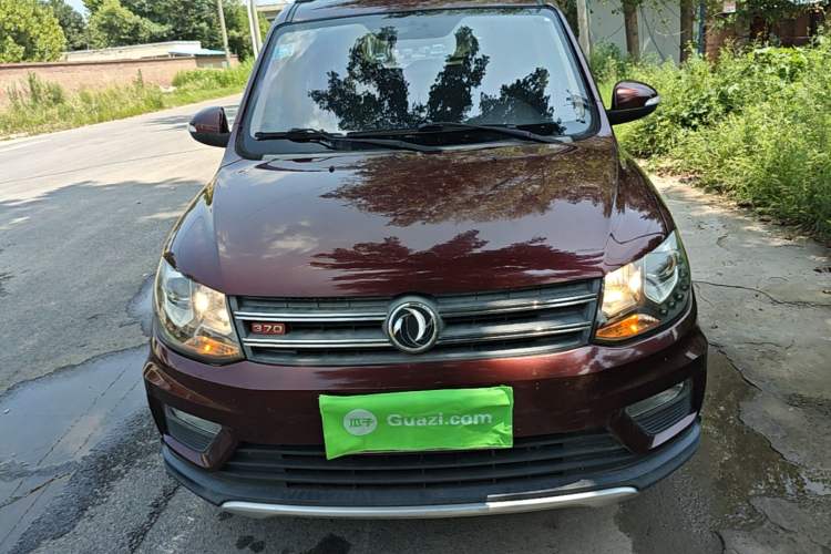 Used Dongfeng Fengon 370 2016 1.5L Manual Luxury 7-Seater
