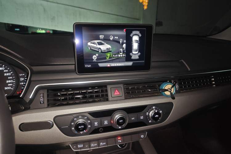 Used Audi A4L 2019 40 TFSI Ambition Version China V