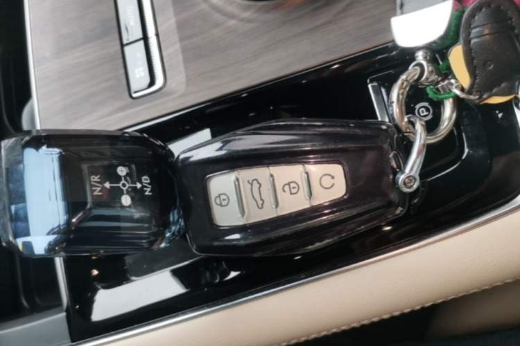 Used Geely Auto Monjaro L 2025 Dongfang Yao 2.0TD Automatic Lanxing Edition
