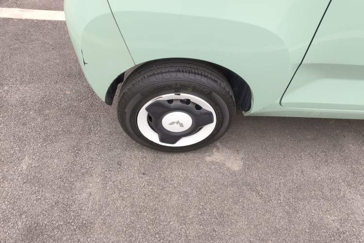 Used Wuling Hongguang MINIEV 2021 Macaron Fashion Model Lithium Iron Phosphate
