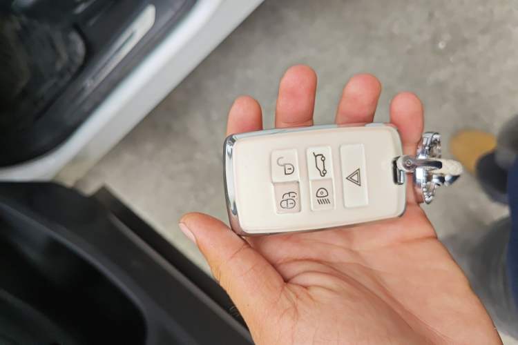 Used Land Rover Range Evoque 2020 249 PS R-DYNAMIC S Sport Edition