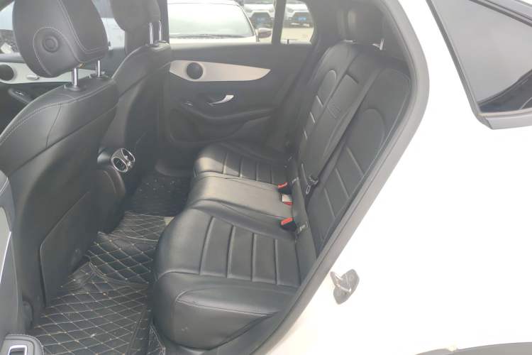 Used Mercedes-Benz GLC Coupe 2020 GLC 260 4MATIC Coupe SUV Left Rear Seat