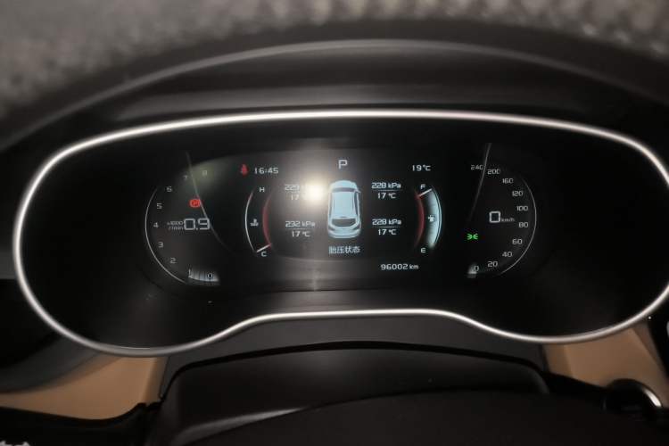 Used Geely Auto Vision S1 2018 1.4T CVT FENGXING Model Instrument Cluster