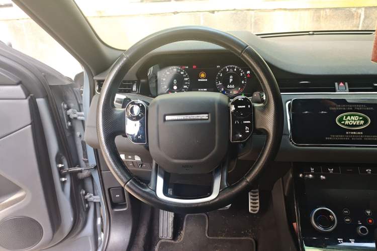 Used Land Rover Range Rover Evoque 2020 249 PS R-DYNAMIC SE Sport Technology Edition