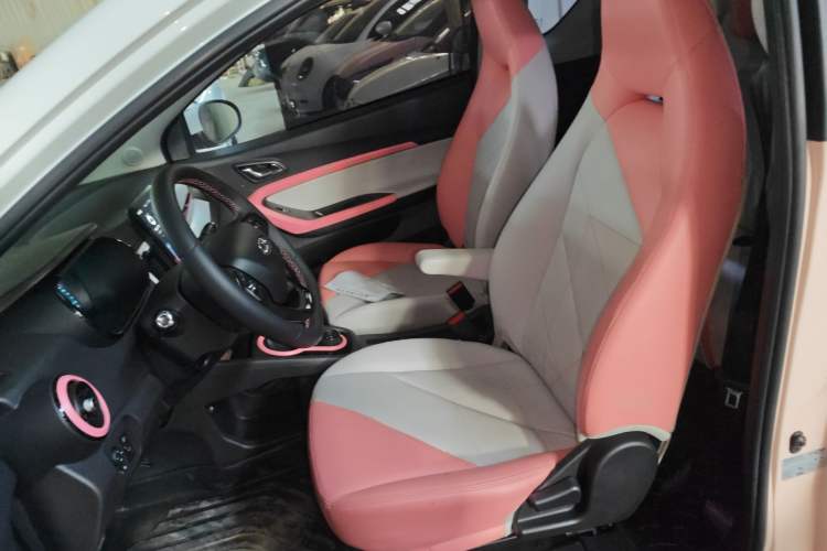 Used Chery QQ Little Ant 2024 Revised Version Youth Edition 251 km True Love Edition 25.05 kWh Left Front Seat