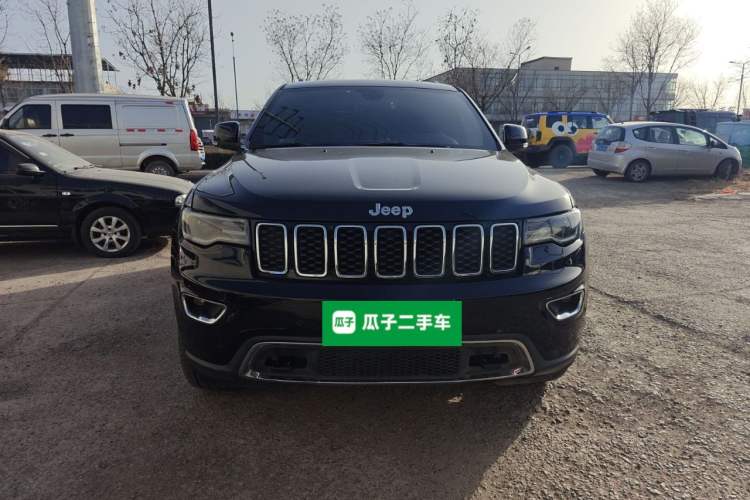 Used Jeep Grand Cherokee 2017 3.0L Comfort Navigation Edition
